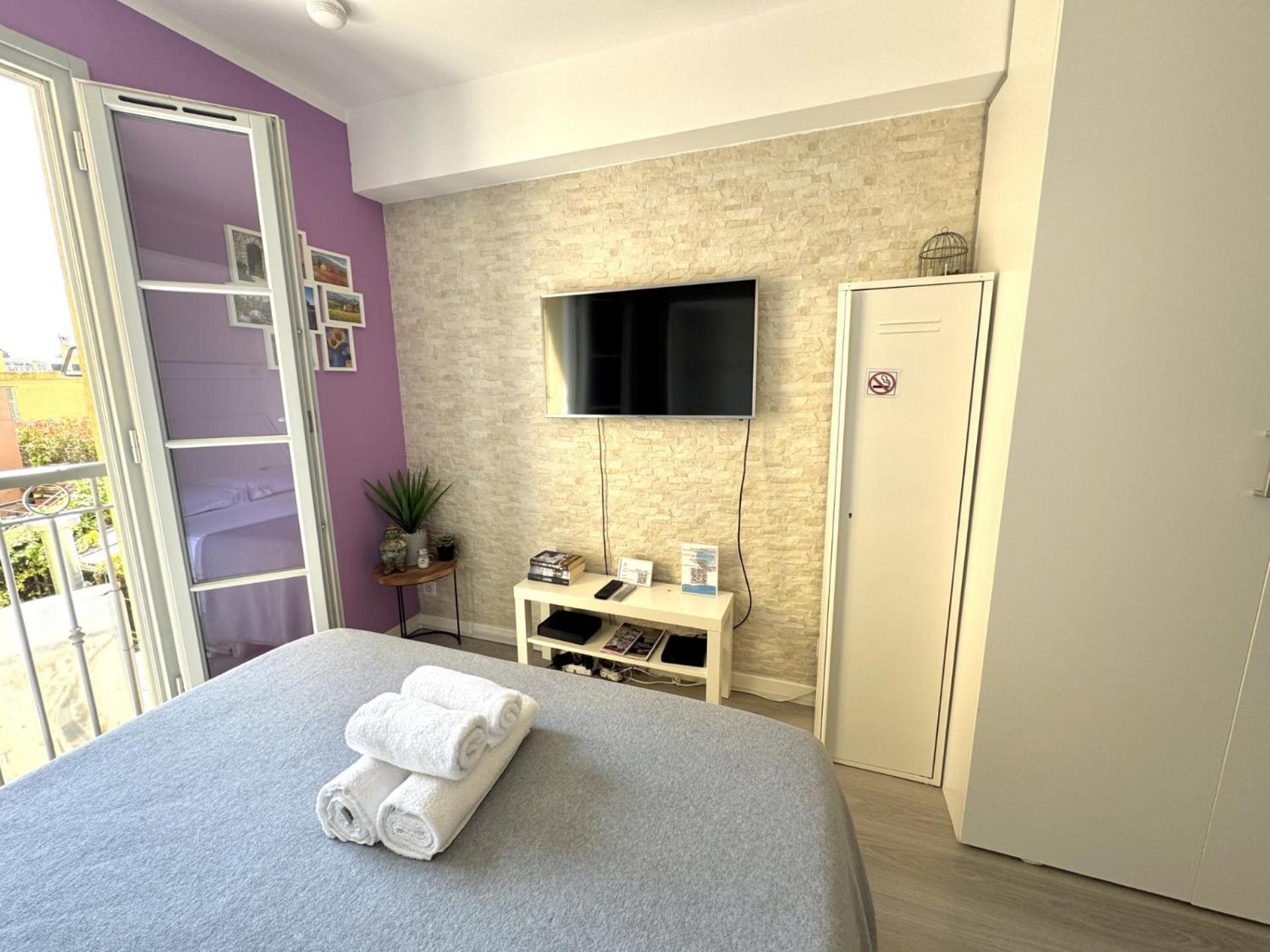 Aparthotel Riviera Nice Cote D'Azur - Old Town - Studio Ac - Sea View - 50M Promenade Des Anglais- La Maison Linda Kültér fotó