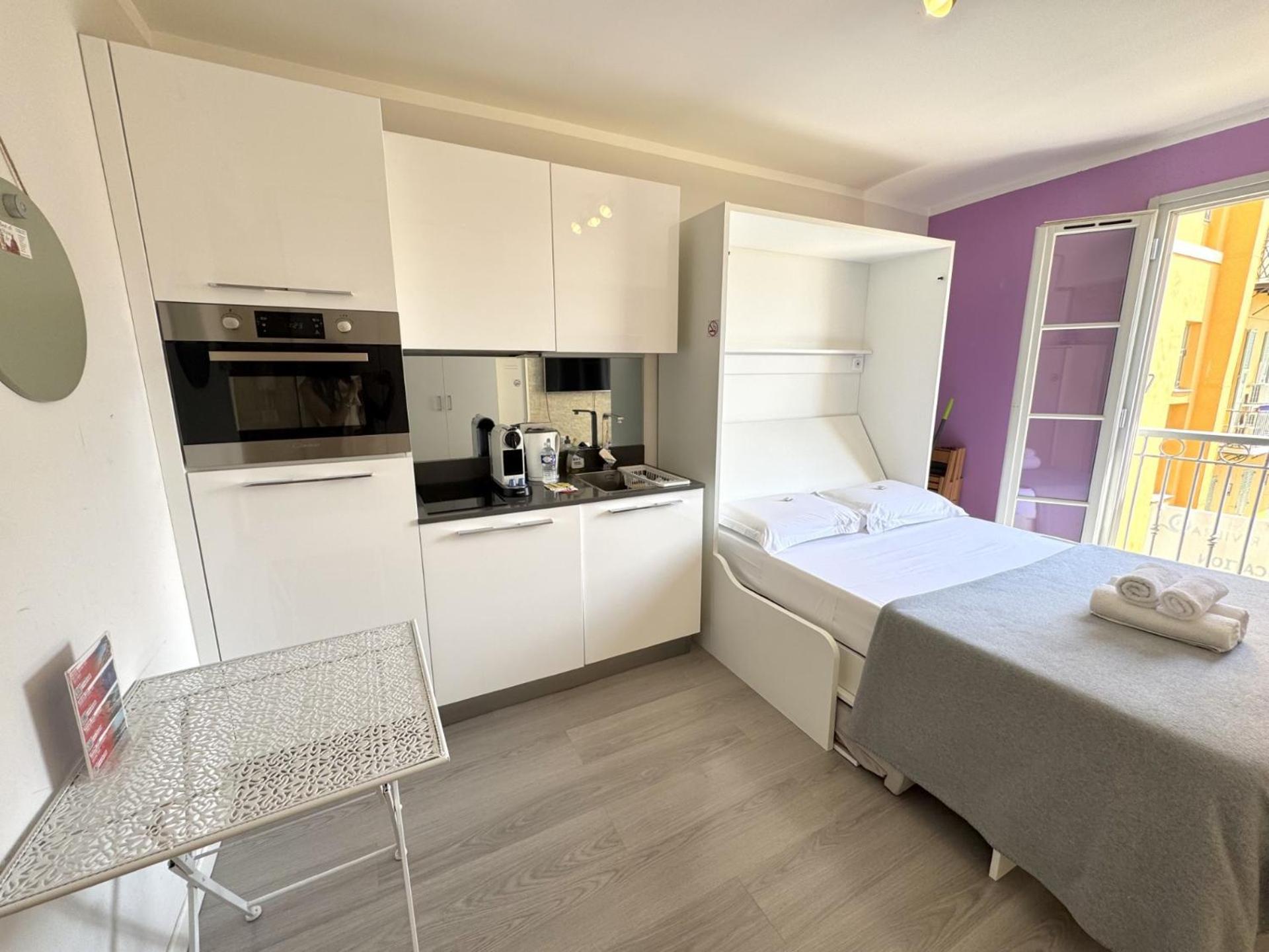 Aparthotel Riviera Nice Cote D'Azur - Old Town - Studio Ac - Sea View - 50M Promenade Des Anglais- La Maison Linda Kültér fotó